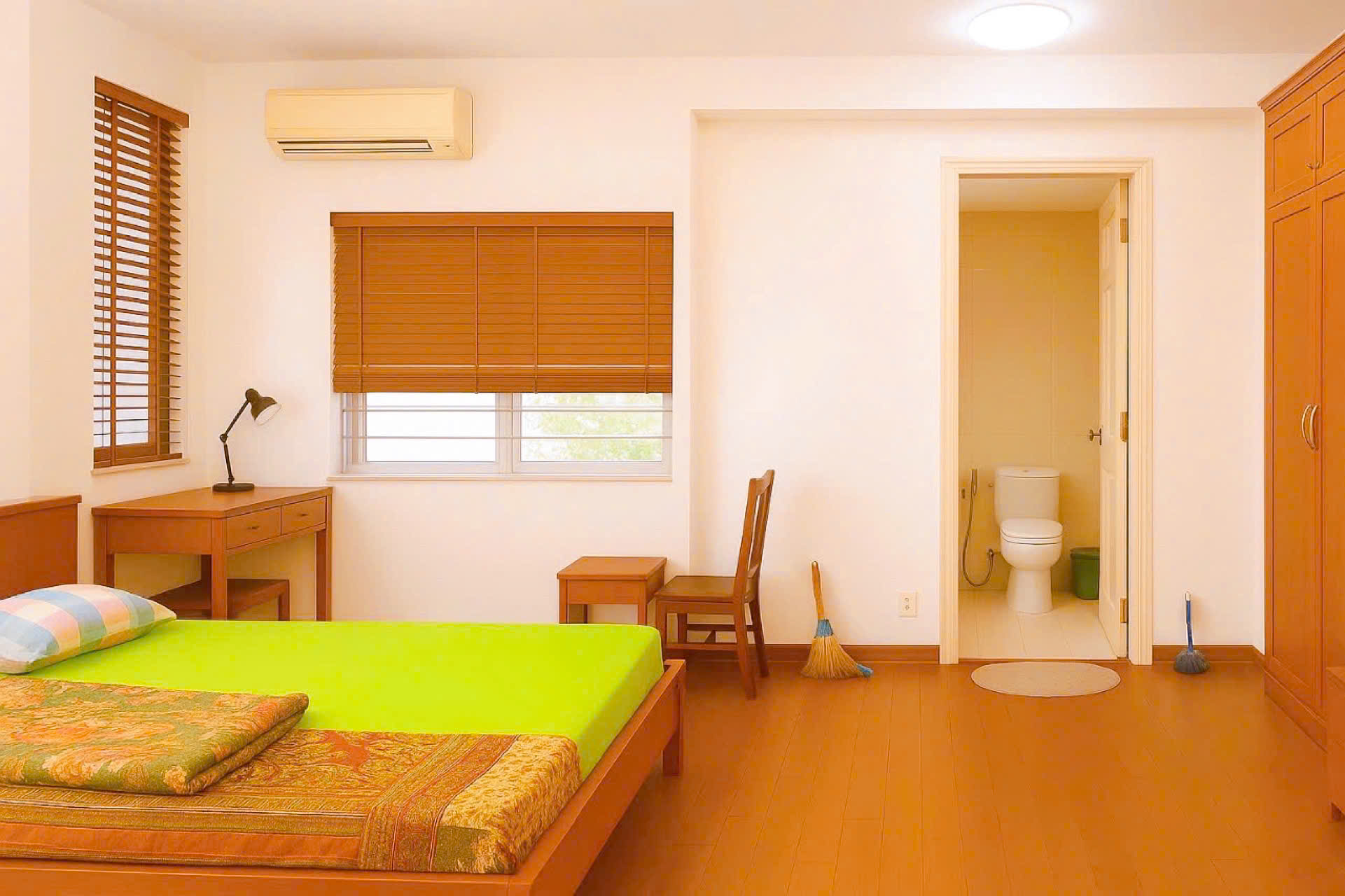 Bán nhà Cách Mạng Tháng Tám, QUẬN 3, DT 5.2 X 18 m, Hẻm xe hơi, Giá 25 tỷ - Ảnh 1